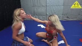 Nikki vs Pamela catfight 2