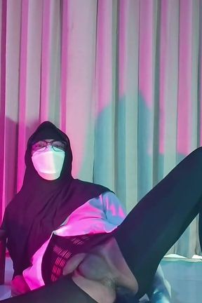 The Muslim College Student Is a Cock-hungry Slut