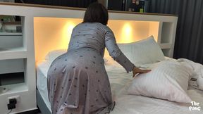 My stepmom's huge ass is easily marked with those pajamas