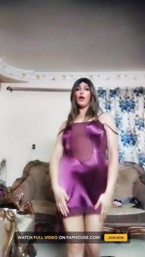 Dancing Arab Shemale