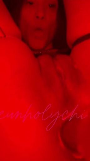 Stretching Creamy Tight Ass