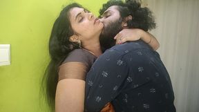 Vaishnavy and Sharun Long Lip Lock Part 1