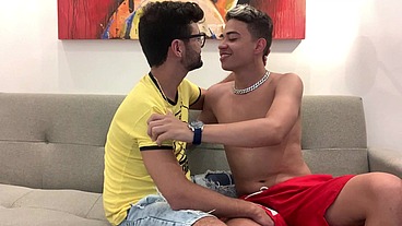 MARCOS GOIANO FODIDO PELO PRIMO DO BRUNOHOT25 - GABRIEL HOT