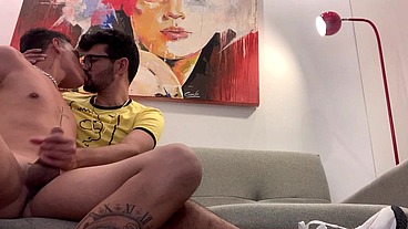 MARCOS GOIANO FODIDO PELO PRIMO DO BRUNOHOT25 - GABRIEL HOT