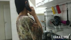 gozando horrores com marido no telefone
