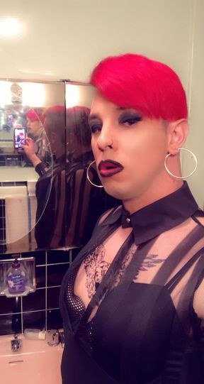 Redhead femboy boy with undershave haircut!!!