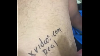 Comprobaci&oacute_n de perfil con una buena paja en la oficina