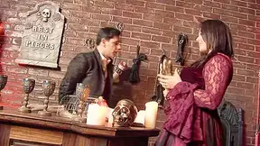 Horror shop threesome is getting wild and crazy
