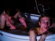 Jacuzzi sex