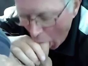 Daddy Blowjob in a Car