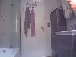 After My Bath I Love To Get Kinky Naked