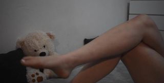 Sexy Feets on Camera - Miley Grey