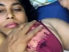 Indian aunty fucks