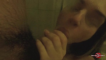 In the bathroom an oral of the most horny of the xvideos, phenomenal blonde making the dick come.