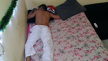 Novinha atacou o novinho que estava tri loko tão tri loko que esqueceu que tinha chamado a novinha pra casa Allë PJTX