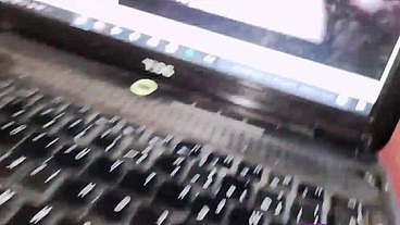 MI MADRASTRA LESBIANA COLEGIALA JOVENCITA SE MASTURBA VIENDO PORNO Y ME ENVÍA EL VIDEO POR 1000 PESOS, SEXO CASERO REAL AMATEUR.