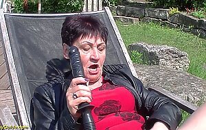 Grannyguide, rebekka