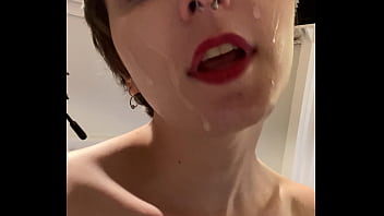 Trans Bimbo Loves Cum Facial