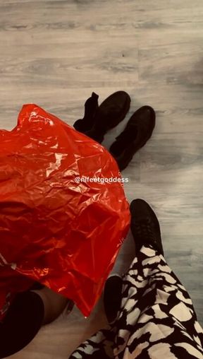 Slave cleaning his own shoes / slapping 😈