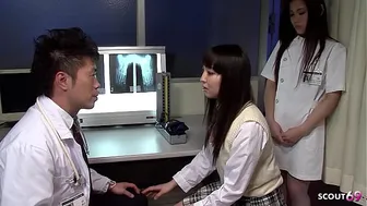 Pervers Japanese Doctor seduce Petite Teen to Join old Young FFM Threesome at Hospital