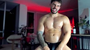 Valenthino Salvatore Private Show