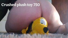 Crushed plush toy 750