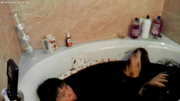 Solo Instant Mud Bath Enjoyment