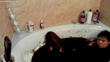 Solo Instant Mud Bath Enjoyment