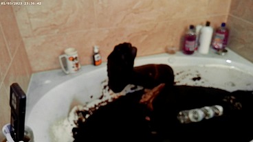 Solo Instant Mud Bath Enjoyment