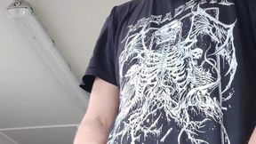 Quick jerking at work