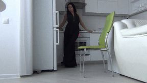 Sexy LorY dangles her shoes for you a