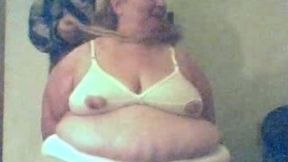 My skinny lover wants to play some light bondage games with me