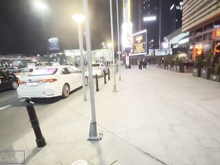 Dałam się wyruchać w cipkę mojemu widzowi, który spotkał mnie na mieście - POLSKIE PORNO