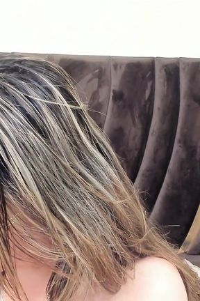 Stepmom with Big and Sexy Buttocks Has to Share a Room with Her Stepson