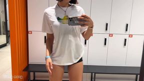 forbidden gym bathroom ritual - yellow piss & climax