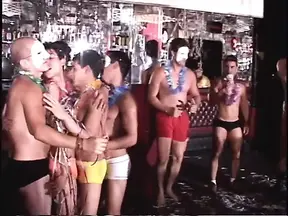 Cock sucking circle jerking muscular gay dudes at carnival l