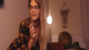 Flirty Petite Blonde Show Her Hairy Pussy Live