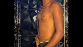 Young Piglet wanks to VR fantasies