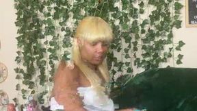 Simone Money Private Show