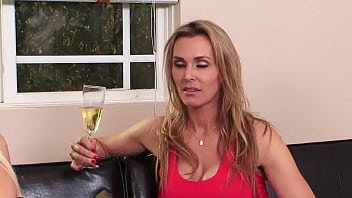 College Cuties Seduce Milf Beauties (Full lesbian porn movie)