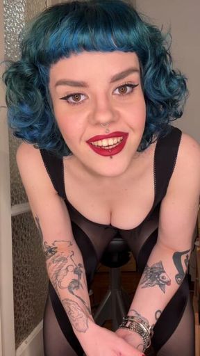 Italian domme teasing you with her feet