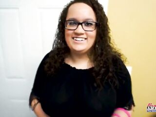 Halloween Pleasure With Glamorous Harper B Enjoying A Cum Treat!