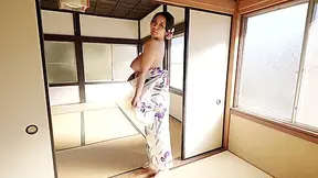 みなみ羽琉 Fway-060 Akakae (red Maple) Surprised By The Milk, She Falls 赤かえて 乳て驚き 落ちにけり With Haru Minami And Minami Haru