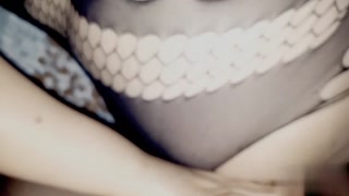 قيمو مزيان بين بزازلي اوشدني حواني من ترمتي جهل عليا خلاني كنوحوح اونغوت احححح حلو