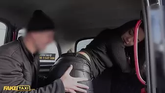 Sex Taxi Go Go dancer give a Private VIP dance