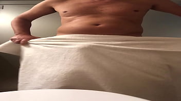 Towel dance