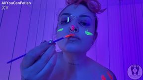 Stripper avatar shows off her twerk in colorful light painting