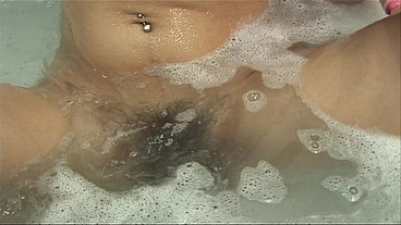 Andrea Kelly here was feeling super horny and ready for some serious pussy play