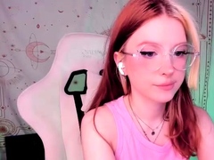 Amateur Webcam Teen Masturbates And Teases