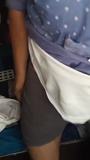 Ghar Mein Akele Makan Owner Ki Beti Ko Apne Pass Bula Kar Fuck Kar Diya